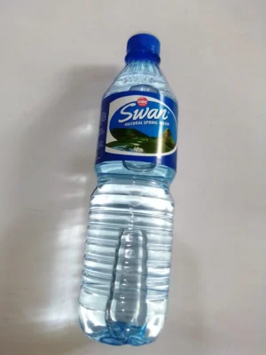 Swan Water Medium 75cl
